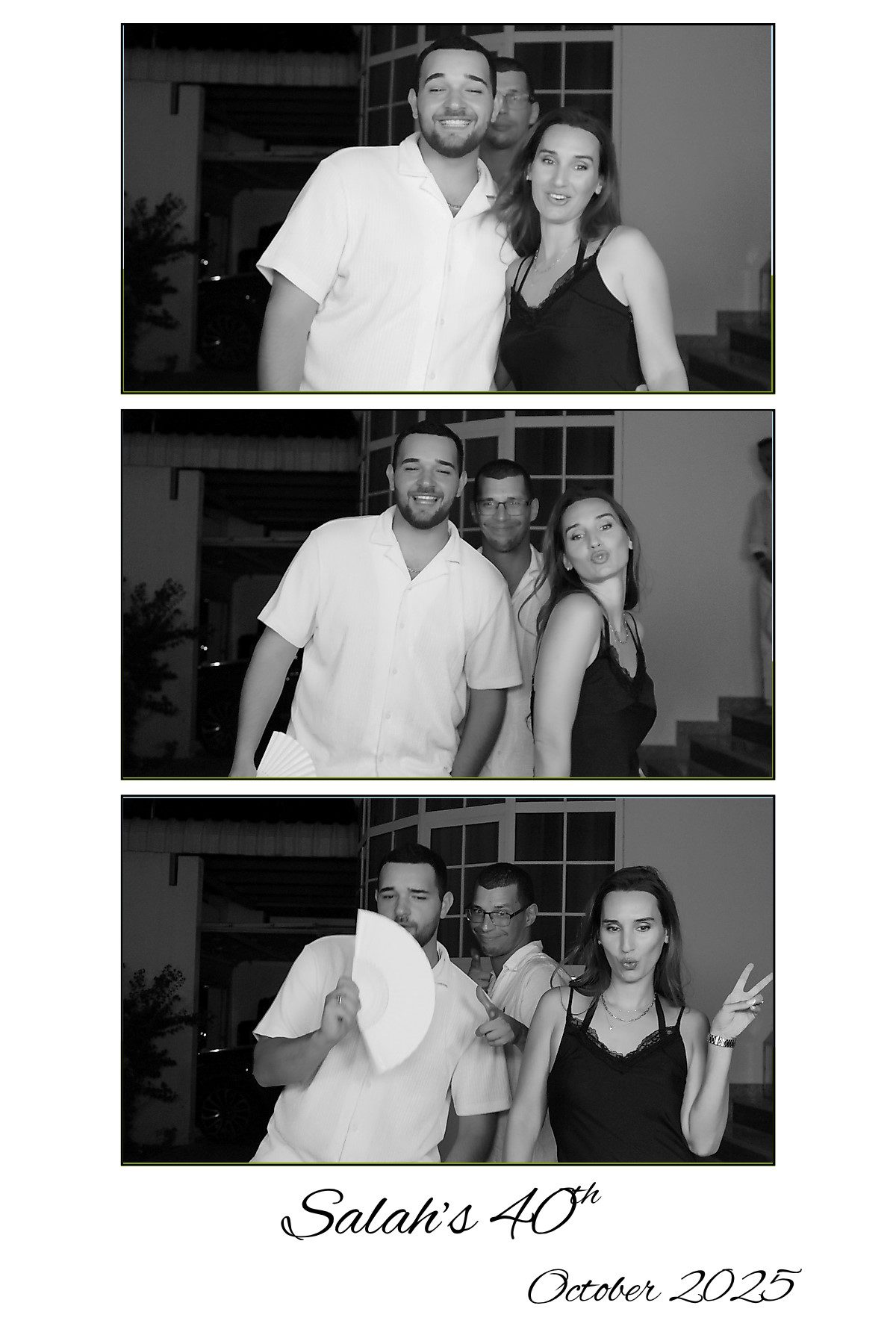 Framed mirror Photo Booth | Magic Mirror Photo Booth